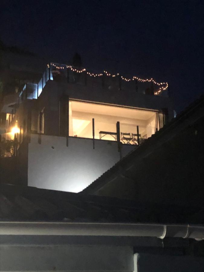 Apartment Ozone Teluk Herolds Bagian luar foto